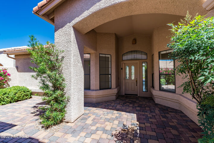Property Photo: 37429 S Stoney Cliff Drive AZ 85739