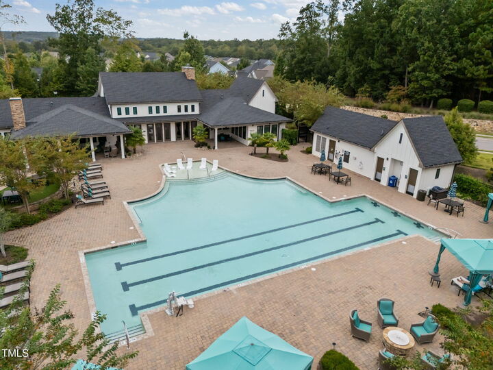 Property Photo: 586 Middleton Place NC 27516