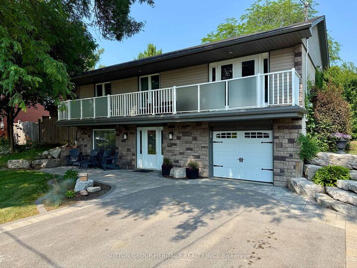 333 Fairview Drive  Whitby ON L1N 3A7 photo