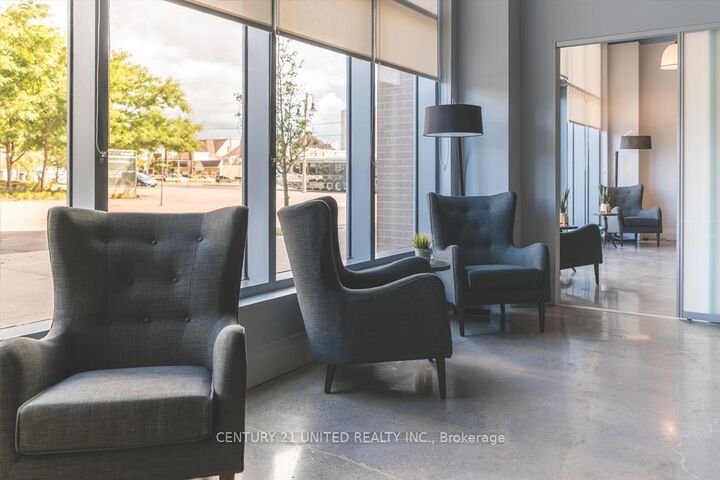 Photo de la propriété: 100 Bond Street E 1002 ON L1G 0B7