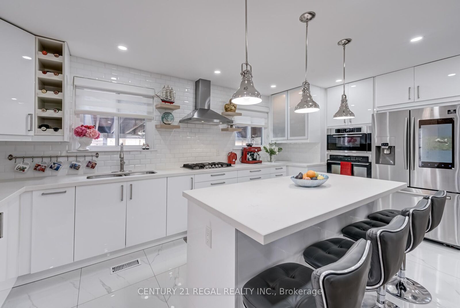 Property Photo:  65 Fletcherdon Crescent  ON M3N 1S2 