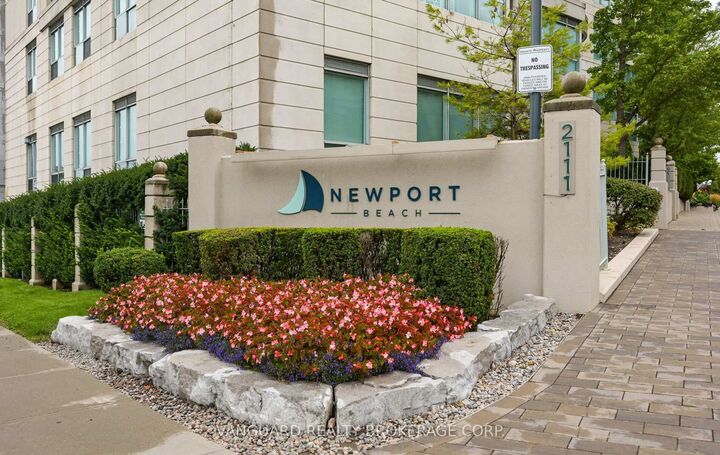 Property Photo: 2111 Lake Shore Boulevard W 606 ON M8V 1A1