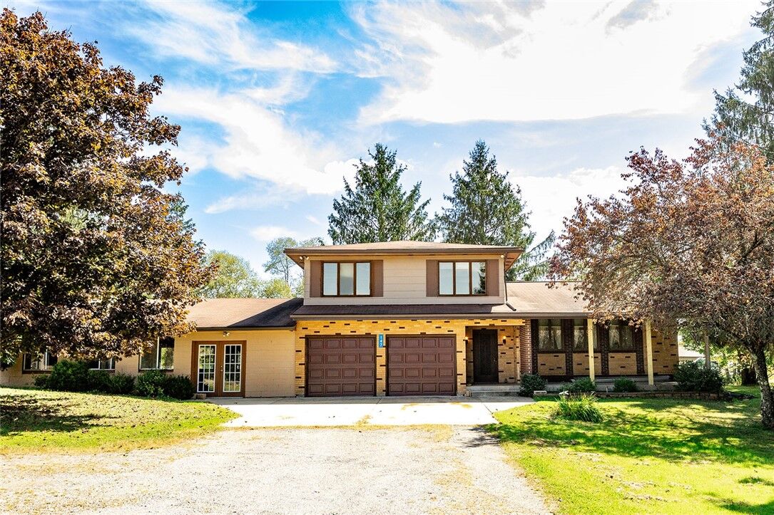 Property Photo: 147 Gierlach Dr PA 16323