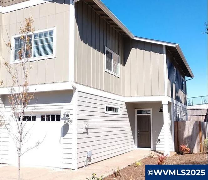 Property Photo: 1055-1057 Big Fir Pl S OR 97306