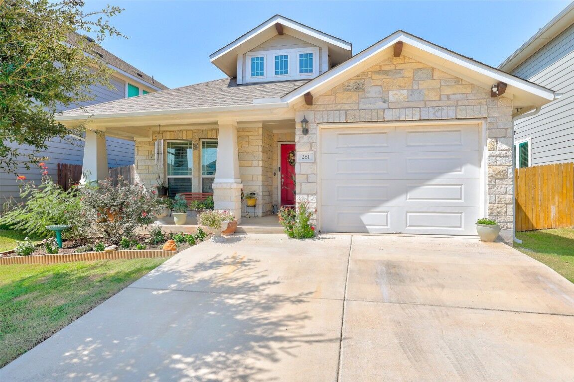 Property Photo:  281 Gaida Loop  TX 78628 