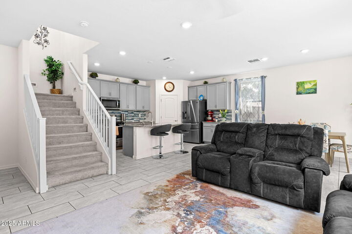 Property Photo:  77 E Constitution Drive  AZ 85296 