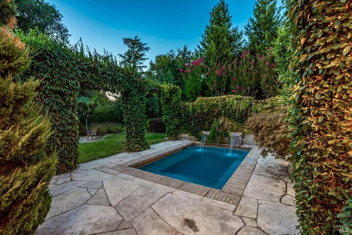 Property Photo:  1549 E Napa Street  CA 95476 
