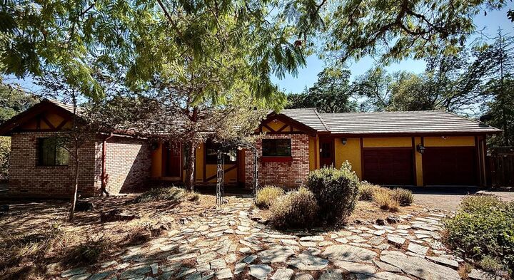 Property Photo:  1461 Meadow Drive  CA 95482 