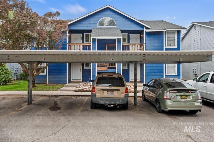Property Photo:  33 S Mike St  ID 83706 