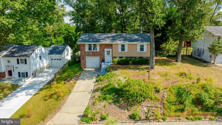 Property Photo:  7516 Montevideo Court  MD 20794 