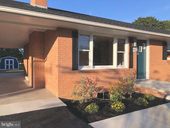 Property Photo:  421 Superior Ave  VA 22601 