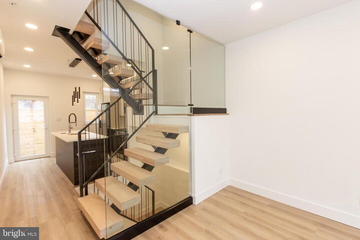 Property Photo: 1544 N Darien Street PA 19122