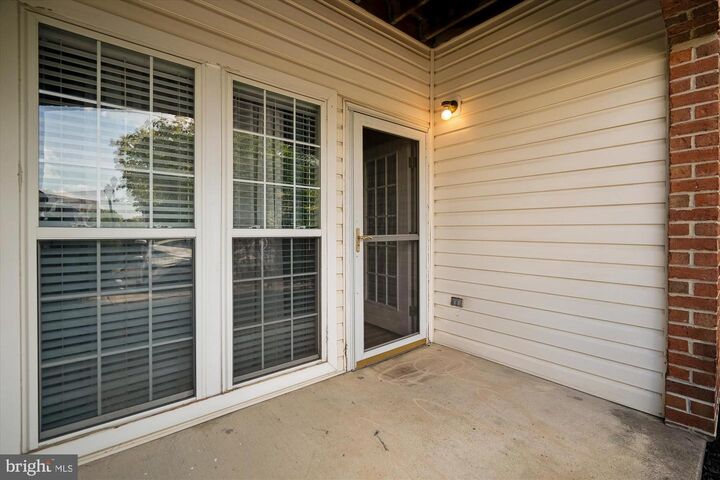 Property Photo: 2412 Chestnut Terrace Court 104 MD 21113