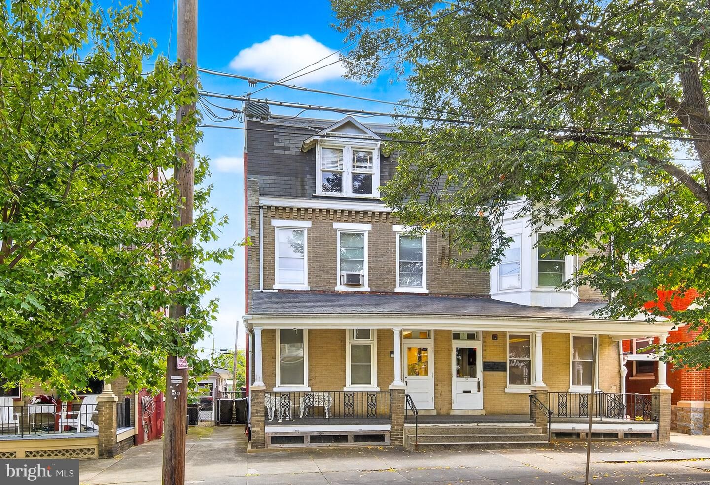 Property Photo: 131 Pearl Street PA 17603