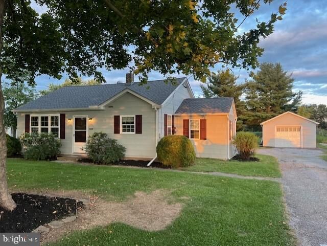 Property Photo:  2285 Old Harrisburg Road  PA 17325 