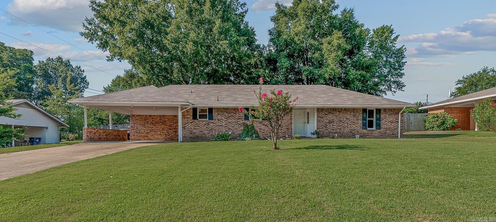 Property Photo:  1207 Medallion  AR 72404 