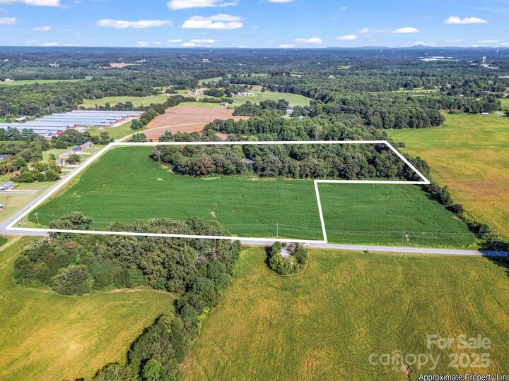 Property Photo:  1235 Bob Falls Road  NC 28150 