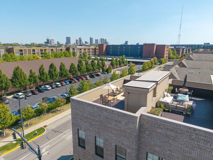 Property Photo: 907 Williams Avenue OH 43212