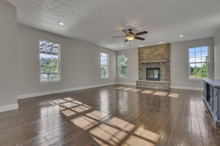 Property Photo: 10500 Wallingsford Circle OH 45458