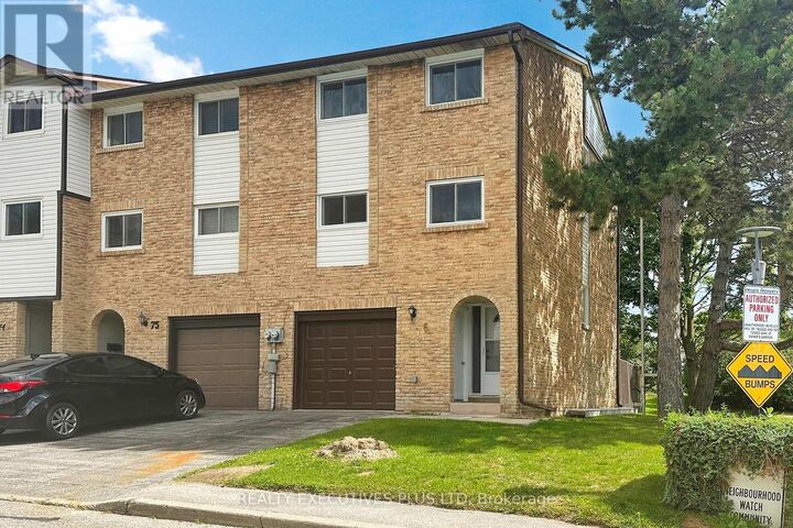 Property Photo: 1330 Trowbridge Drive 76 ON L1G 7L1