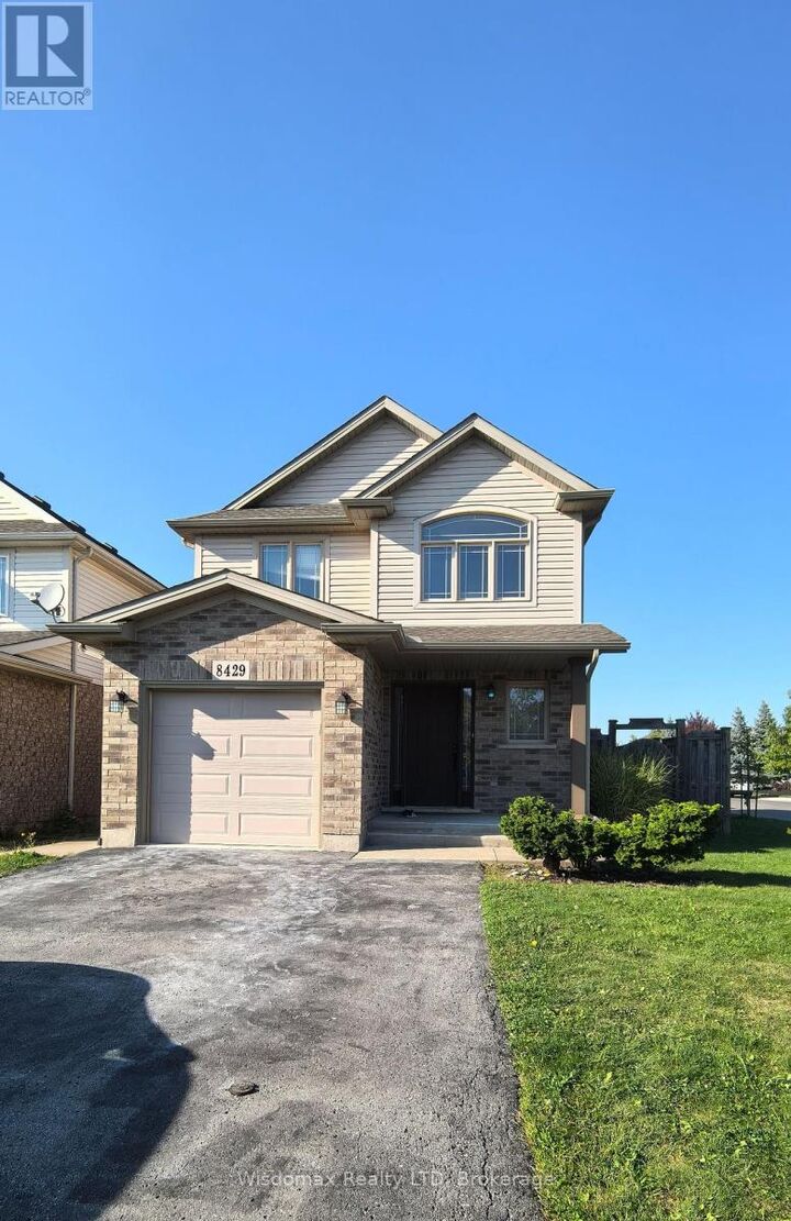 8429 Kelsey Crescent Upper Unit  Niagara Falls (Forestview) ON L2H 0E6 photo
