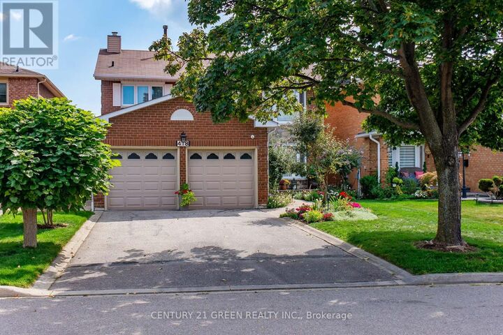 Property Photo:  418 Chieftan Circle  ON L4Z 3A7 