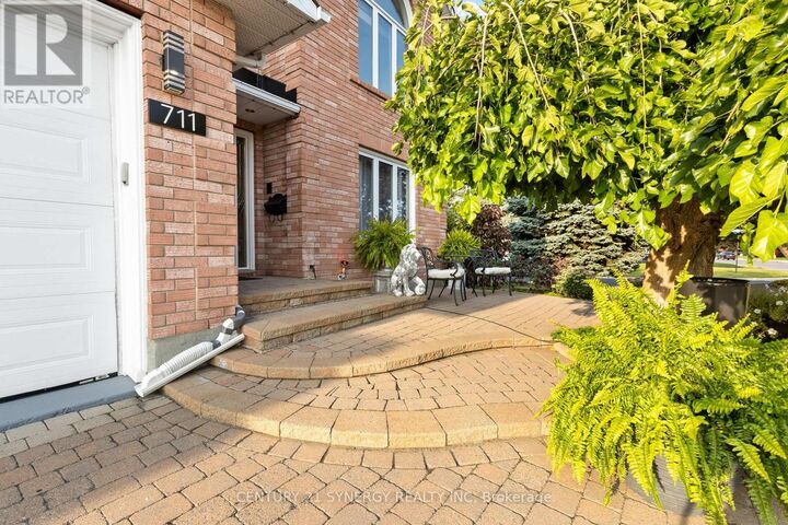 Property Photo: 711 Merkley Drive ON K4A 2T7