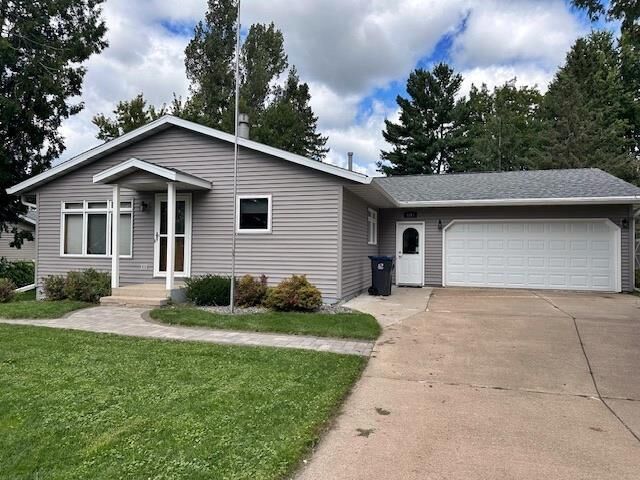 1211 East 14th Street  Marshfield WI 54449 photo