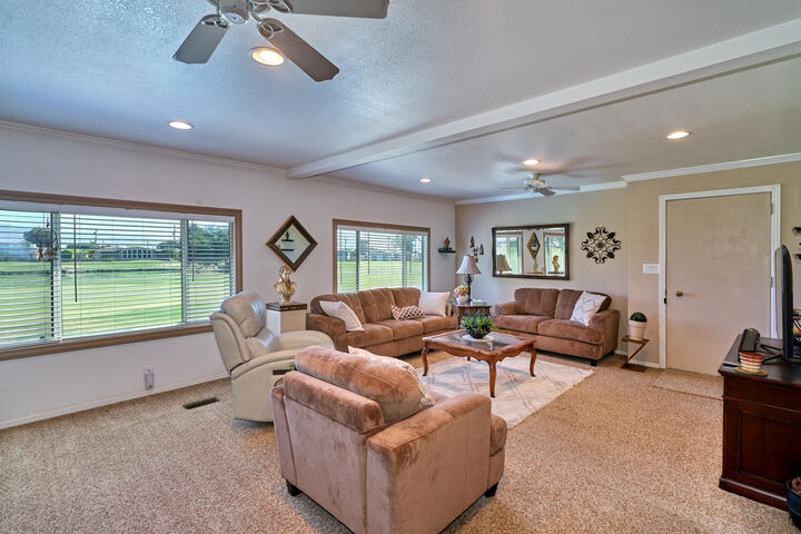 Property Photo: 33310 Barcelona Dr Drive CA 92276