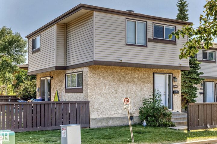 Property Photo: 529 Knottwood Road NW AB T6K 2V6