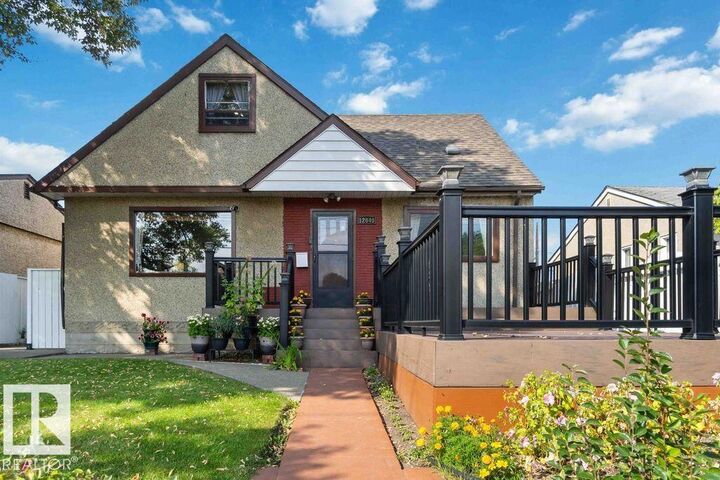 12040 50 Street NW  Edmonton AB T5W 3C4 photo