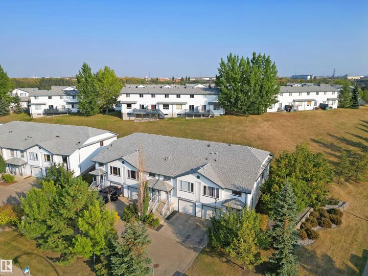 1391 Hermitage Road NW  Edmonton AB T5A 4S1 photo