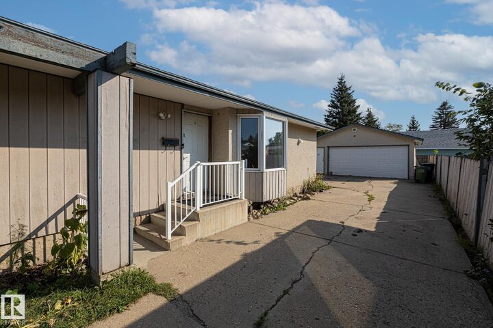 Property Photo:  9911 170 Avenue NW  AB T5X 3G3 