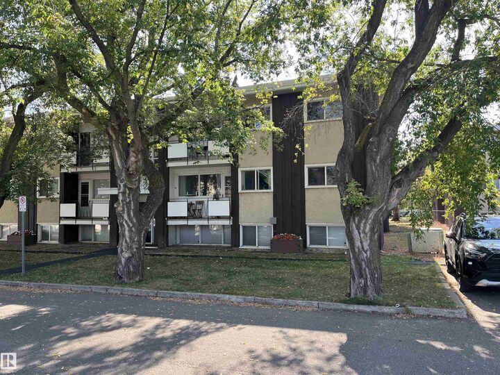 Property Photo:  5631 105 Street NW 23  AB T6H 2N2 