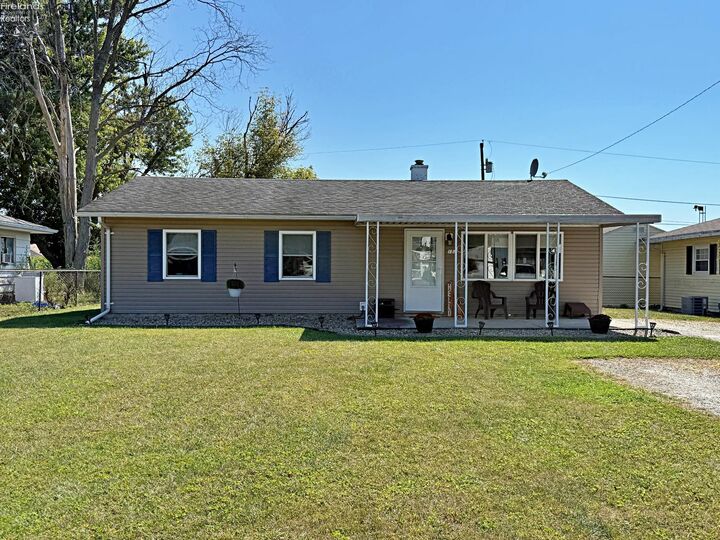 153 Longfellow Drive  Tiffin OH 44883 photo