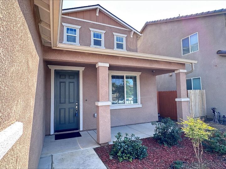 Property Photo:  6647 E Vassar Avenue  CA 93727