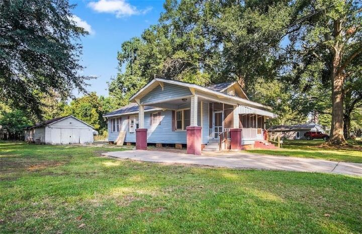 Property Photo:  58 Bertie Street  LA 71301 