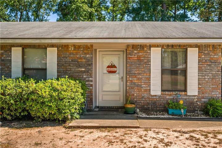 Property Photo: 229 Conly Drive LA 71360