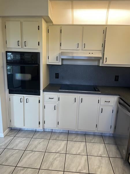 Property Photo:  16441 Blatt Blvd 204  FL 33326 
