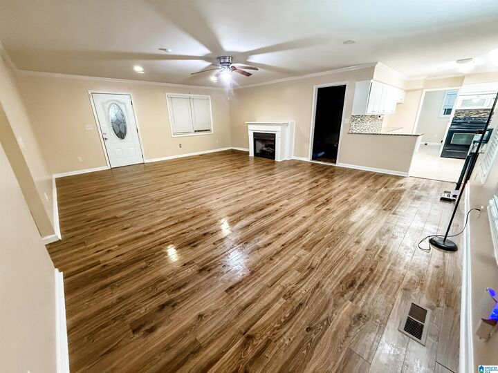 Property Photo: 1690 County Road 18 AL 35046