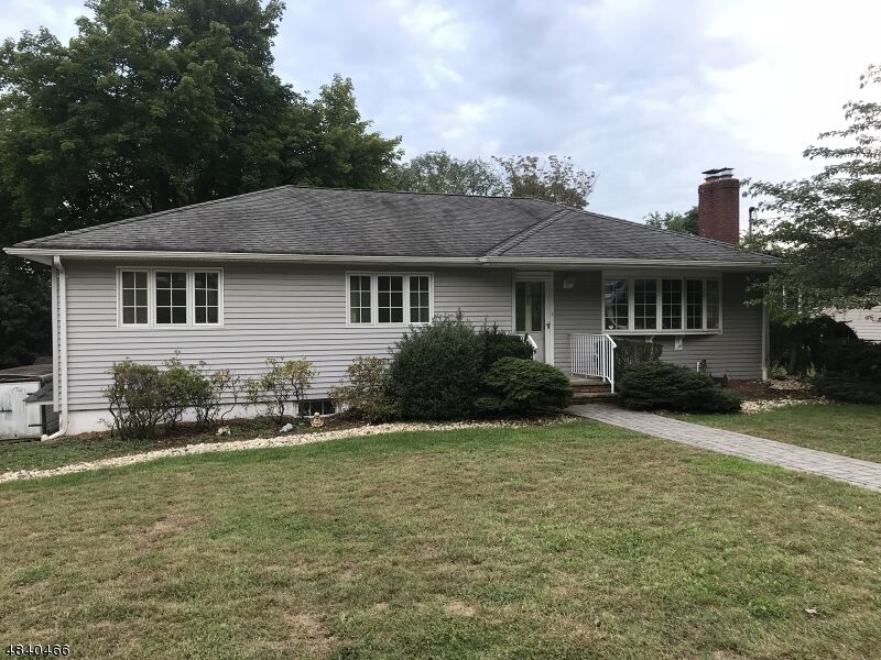 Property Photo:  18 Sleepy Hollow Dr  NJ 07470 