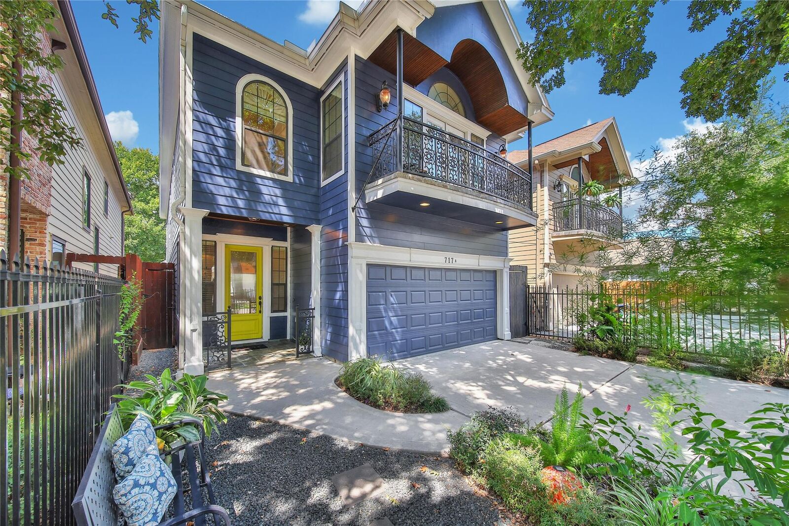 Property Photo:  717 Herkimer Street A  TX 77007 