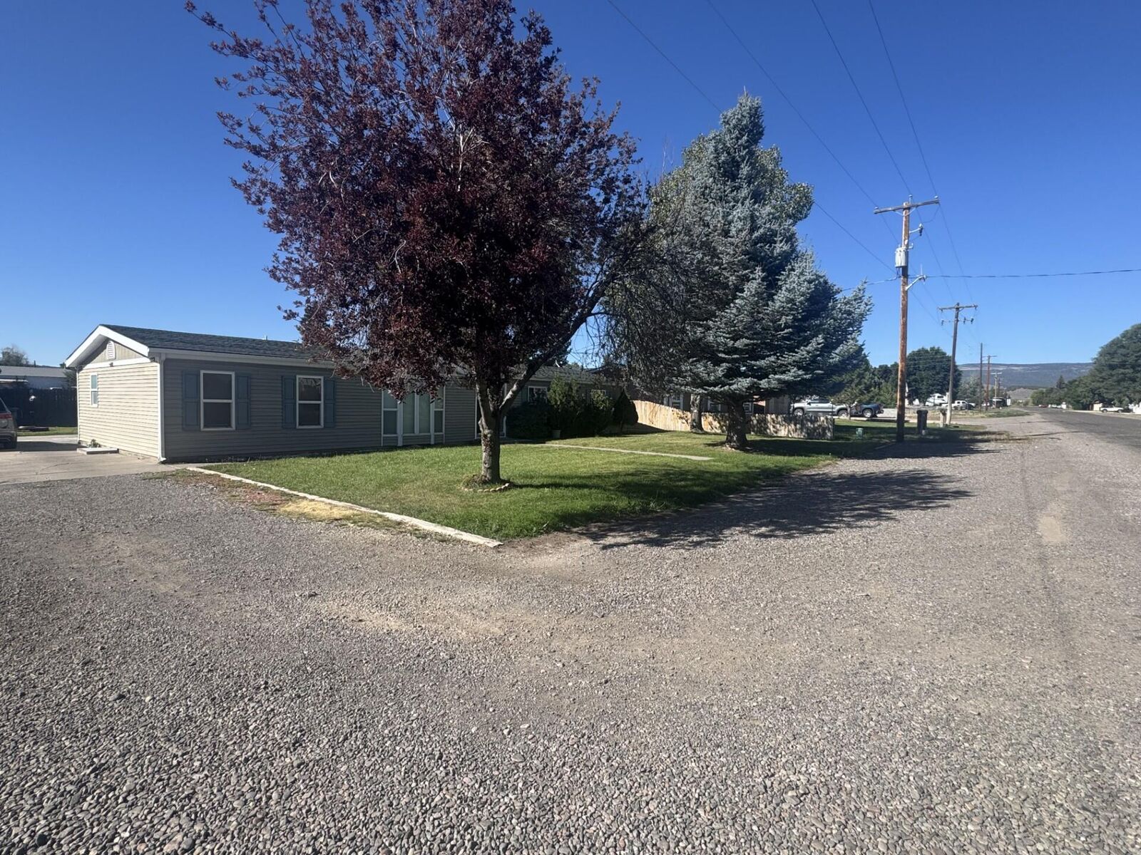 Property Photo: 180 E 300 N UT 84759