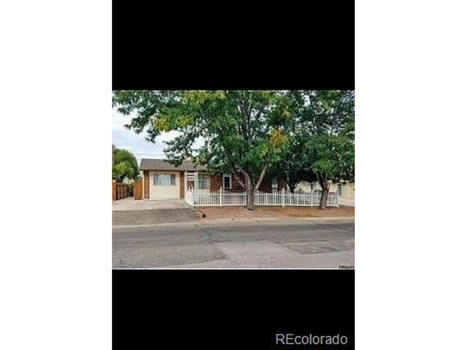 Property Photo:  807 Harding Ave  CO 81212 