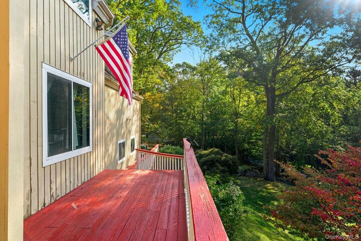 Property Photo:  3 Fox Den Lane  NY 10560 