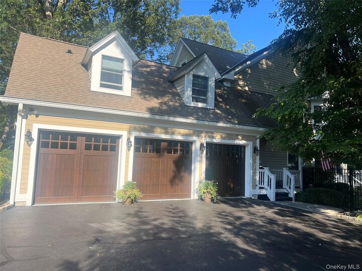 Property Photo:  6 Gooler Court  NY 10980 