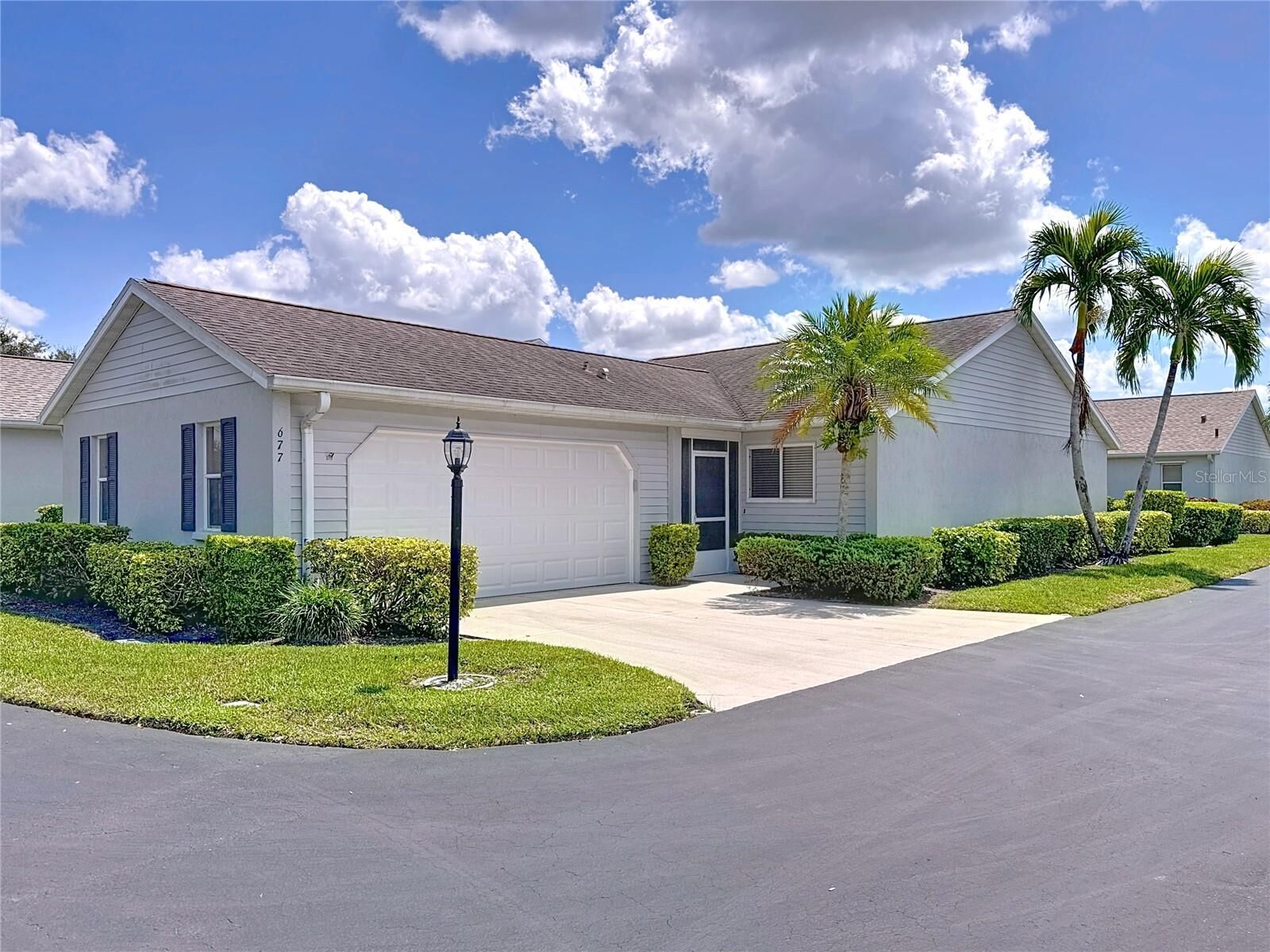 Property Photo:  677 Ironwood Circle 104  FL 34292 