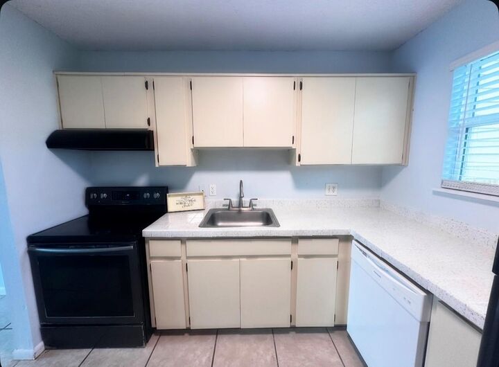 Property Photo: 22640 Watersedge Boulevard 62 FL 34639