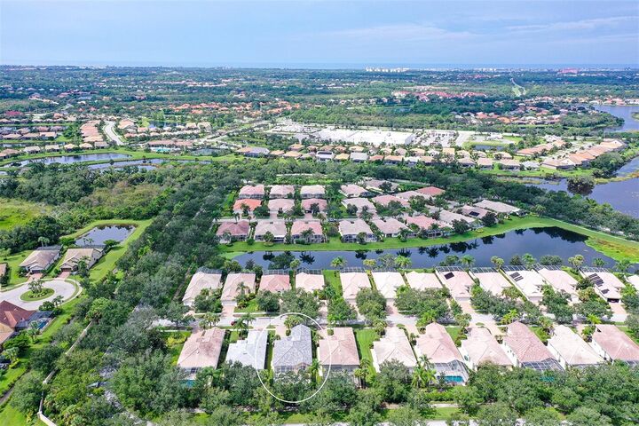 Property Photo: 5679 Ferrara Drive FL 34238