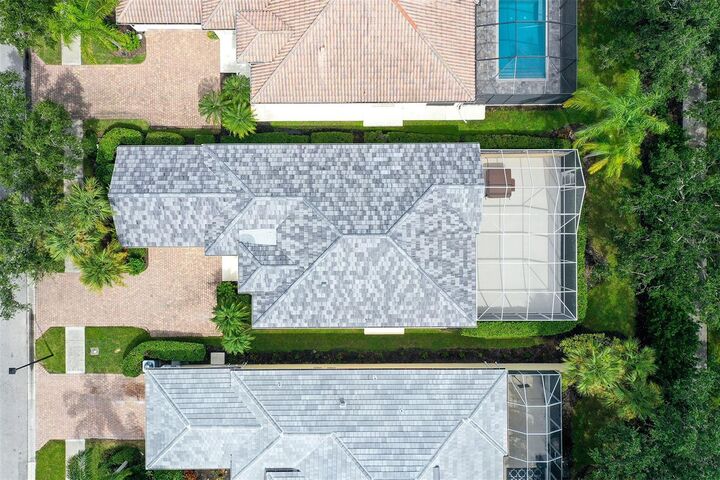 Property Photo: 5679 Ferrara Drive FL 34238
